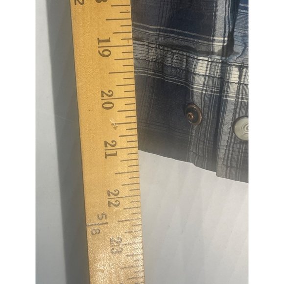 Carhartt Pearl Snap Size Large Button Up Long Sleeve Flannel Shirt Plaid pre-own - Picture 13 of 16